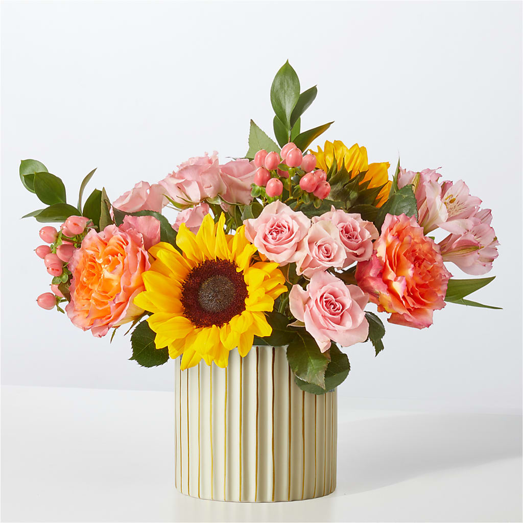 Sun's Out Bouquet – MALLERY'S FLOWERS & GIFTS, Redding CA
