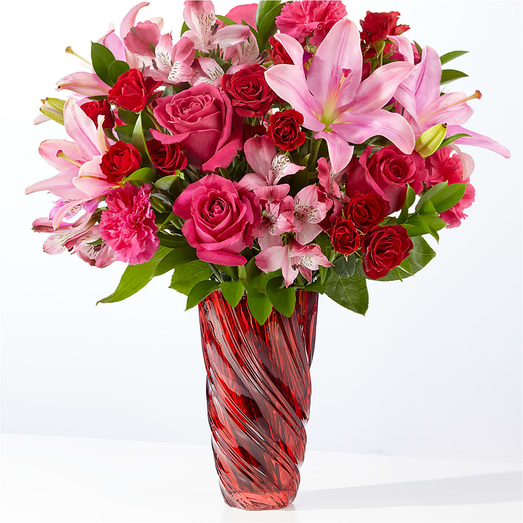 In Love Bouquet with Luxe Swirl Vase – MALLERY'S FLOWERS & GIFTS, Redding CA