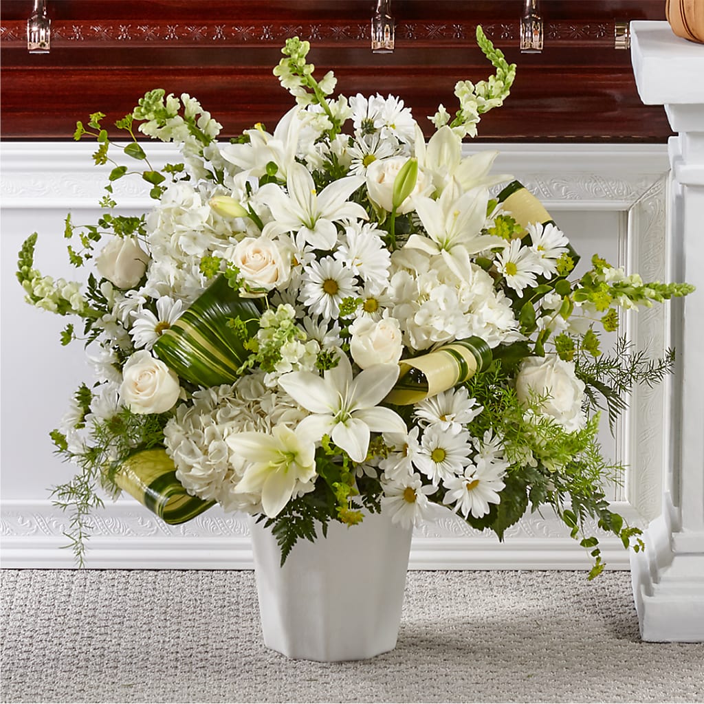 Thoughts of Tranquility Floor Basket – MALLERY'S FLOWERS & GIFTS, Redding CA