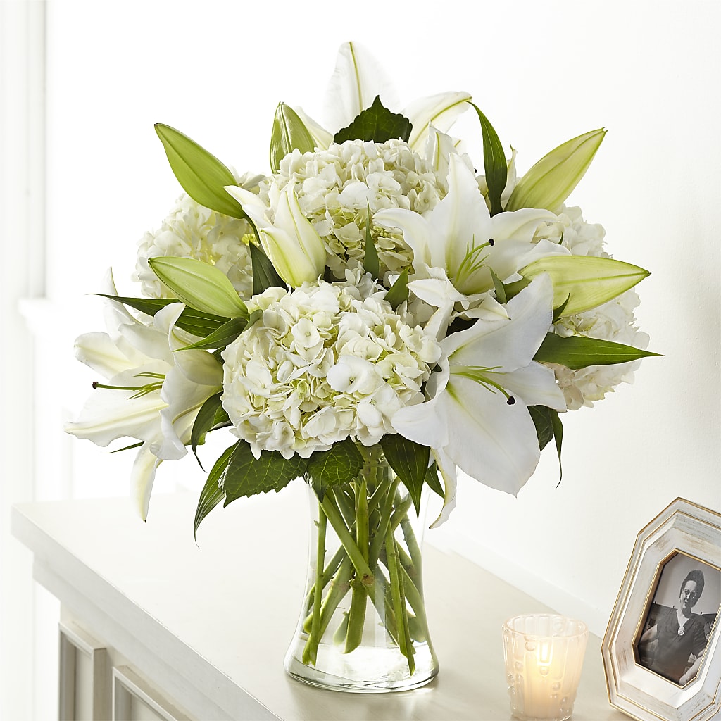 Compassionate Lily Bouquet – MALLERY'S FLOWERS & GIFTS, Redding CA