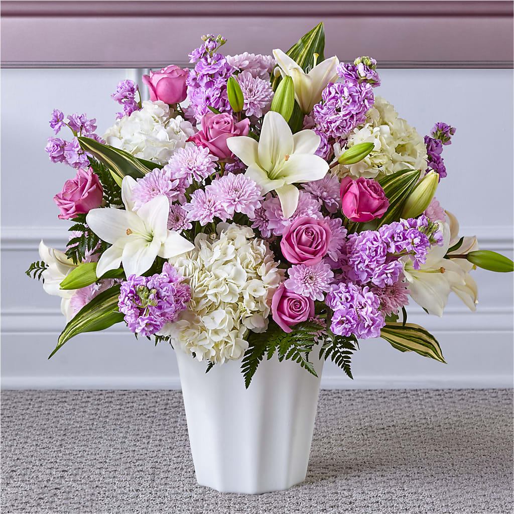 Heaven Sent Floor Basket – MALLERY'S FLOWERS & GIFTS, Redding CA