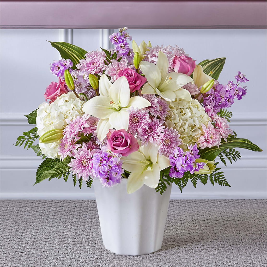 Heaven Sent Floor Basket – MALLERY'S FLOWERS & GIFTS, Redding CA
