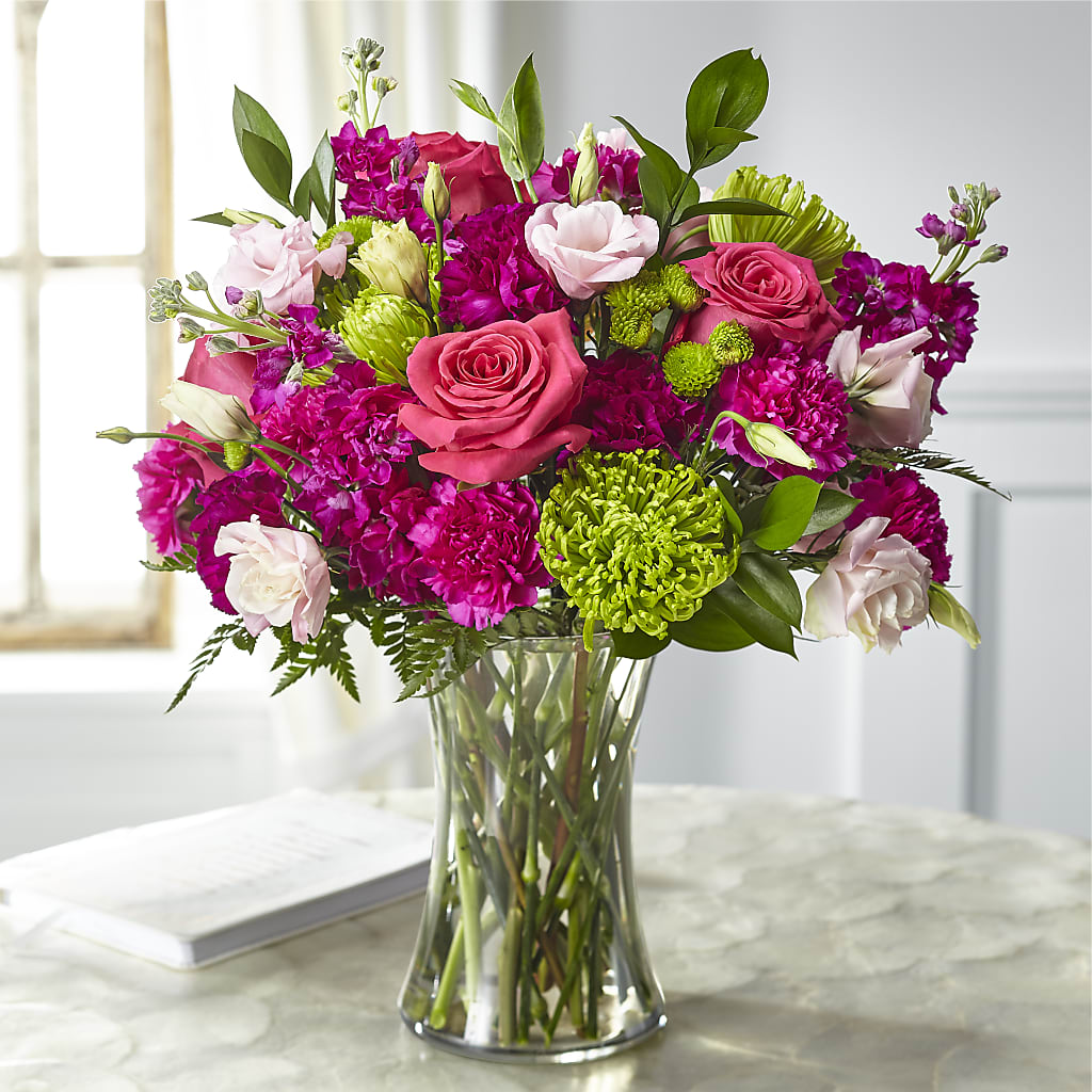 Everlasting Embrace Bouquet – MALLERY'S FLOWERS & GIFTS, Redding CA