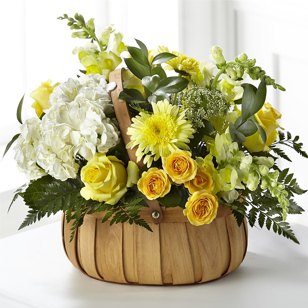 Rustic Remembrance Basket – MALLERY'S FLOWERS & GIFTS, Redding CA