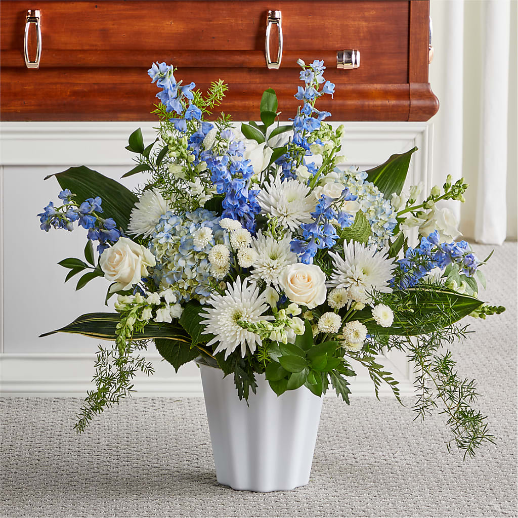 Everlasting Memories Floor Basket – MALLERY'S FLOWERS & GIFTS, Redding CA