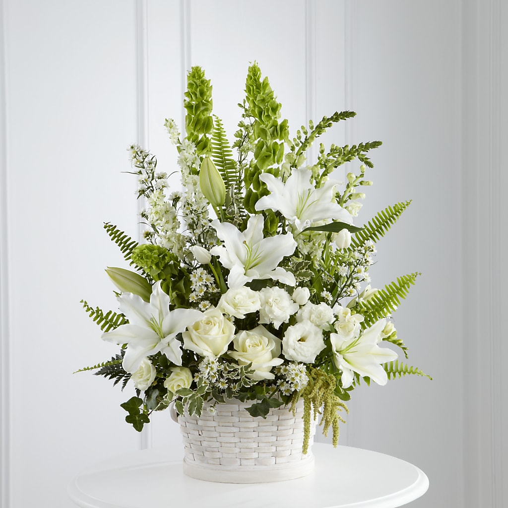 In Our Thoughts Arrangement – MALLERY'S FLOWERS & GIFTS, Redding CA