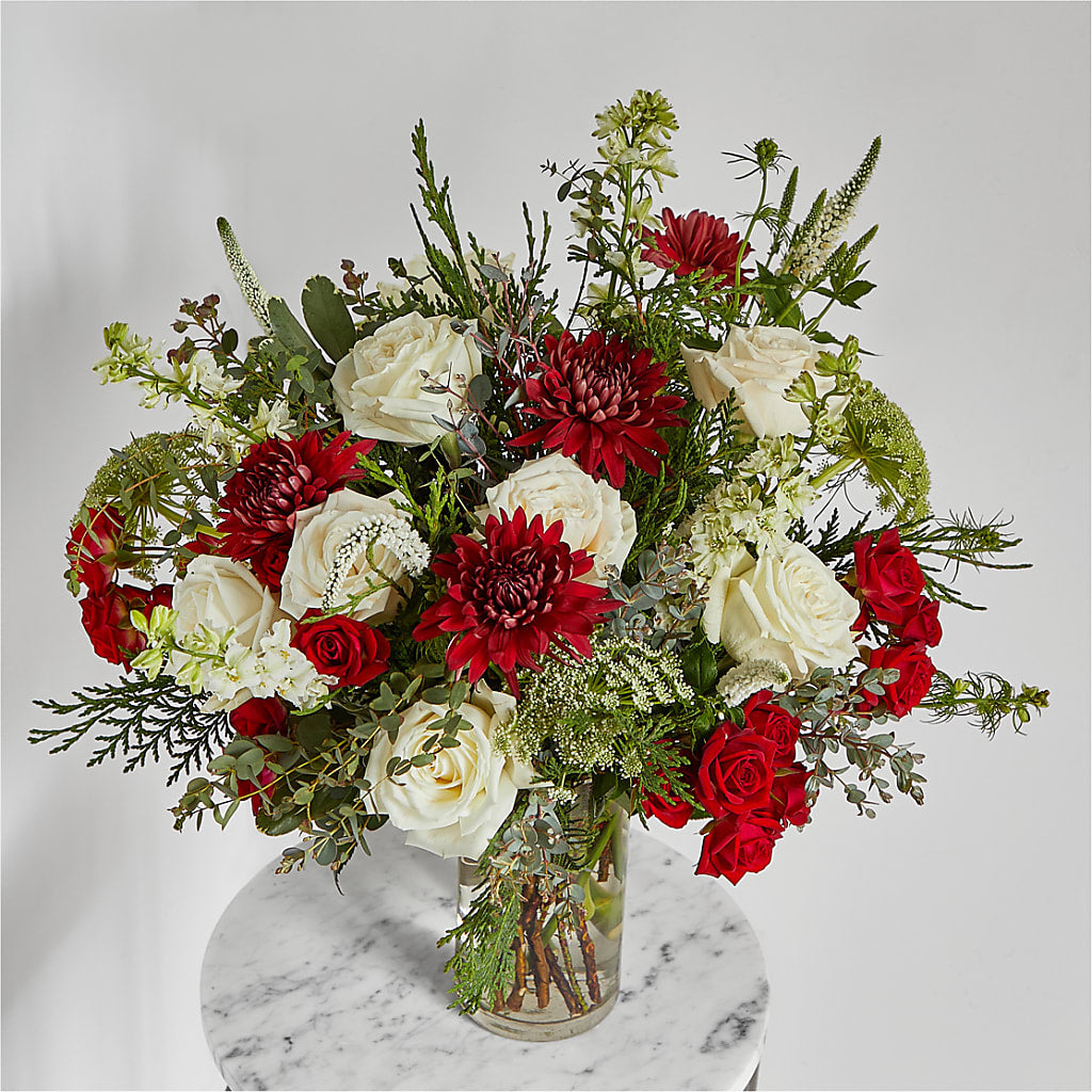 Favorite Traditions Bouquet – MALLERY'S FLOWERS & GIFTS, Redding CA