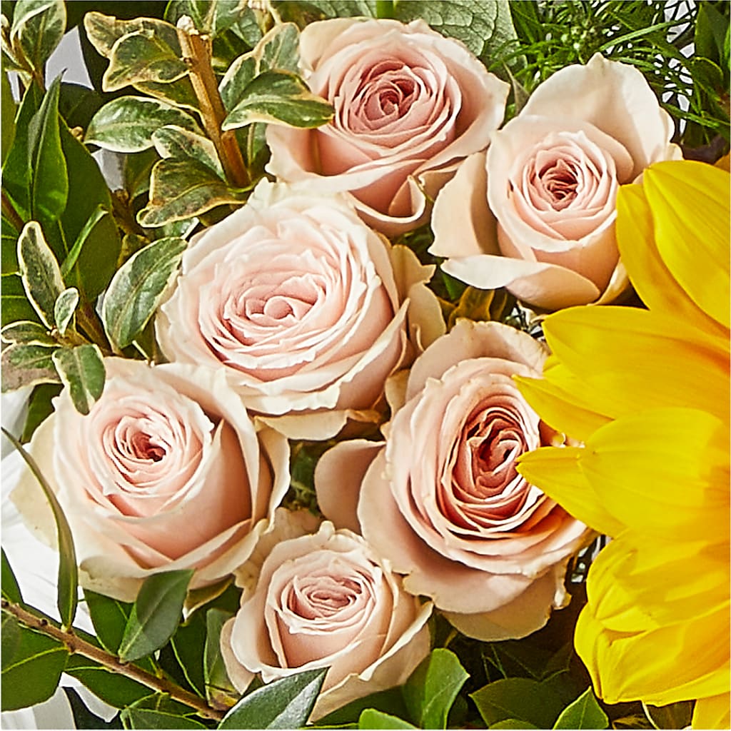 The Good Life Bouquet – MALLERY'S FLOWERS & GIFTS, Redding CA