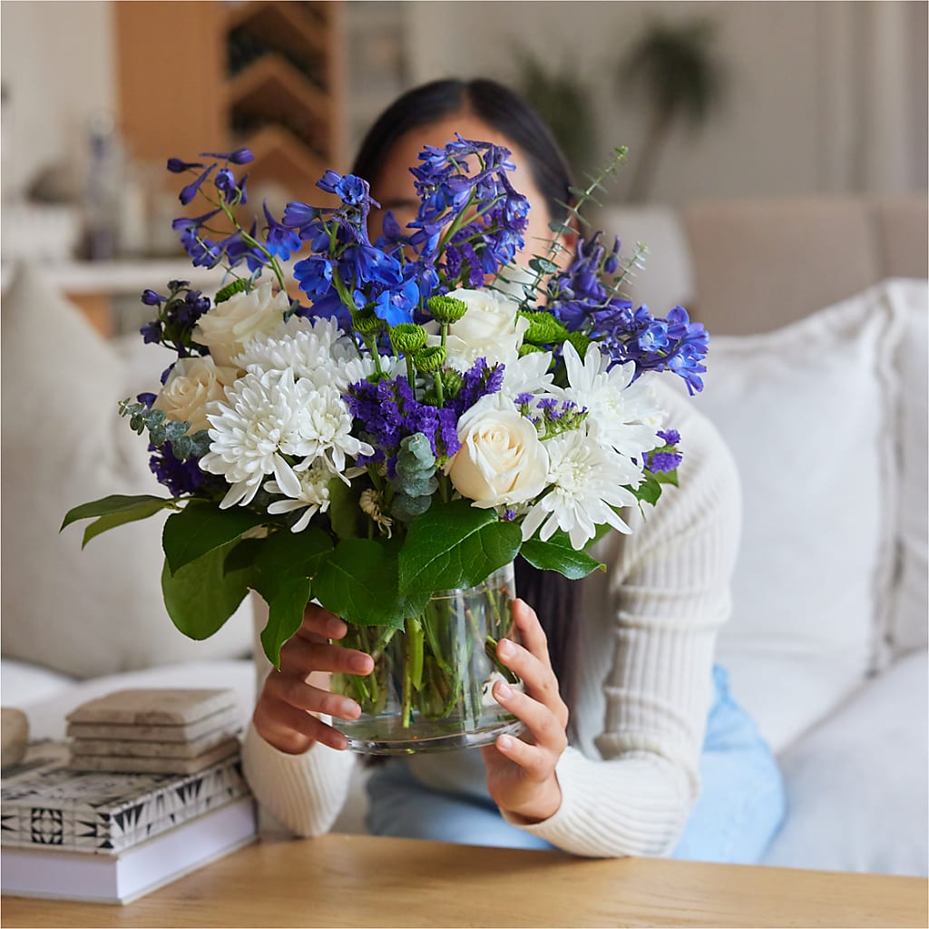Cerulean Waves Bouquet – MALLERY'S FLOWERS & GIFTS, Redding CA