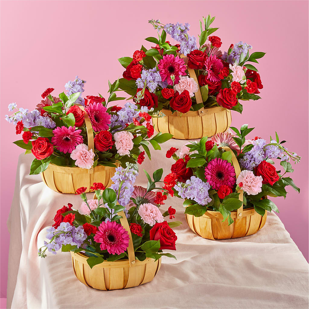 Pink Picnic Basket – MALLERY'S FLOWERS & GIFTS, Redding CA