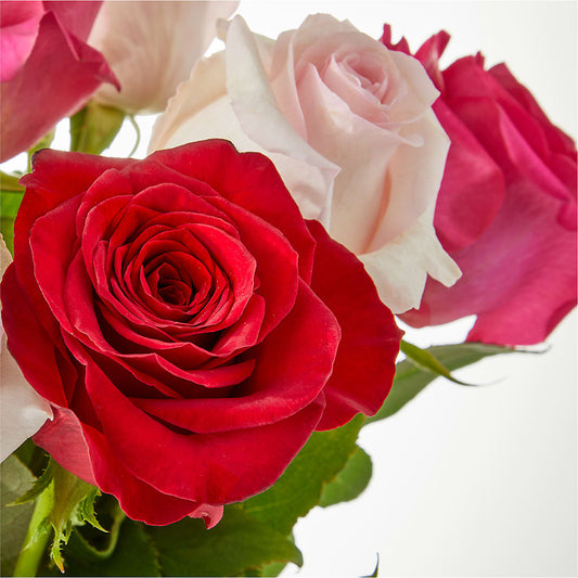 Charming Rose Bouquet – MALLERY'S FLOWERS & GIFTS, Redding CA