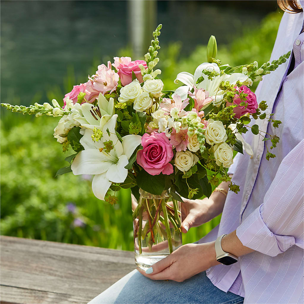 Fondly Bouquet – MALLERY'S FLOWERS & GIFTS, Redding CA