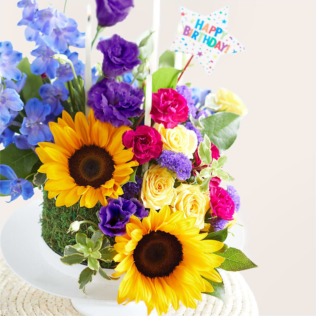 Star of the Day Floral Cake – MALLERY'S FLOWERS & GIFTS, Redding CA