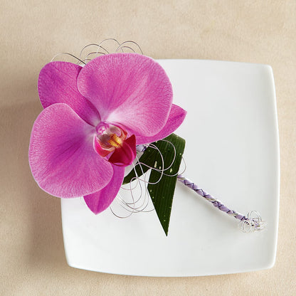 Glorious Boutonniere – MALLERY'S FLOWERS & GIFTS, Redding CA